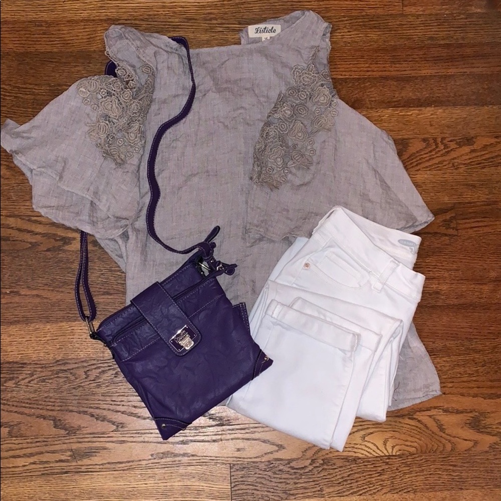 NWOT Cold shoulder 3/4 sleeve top